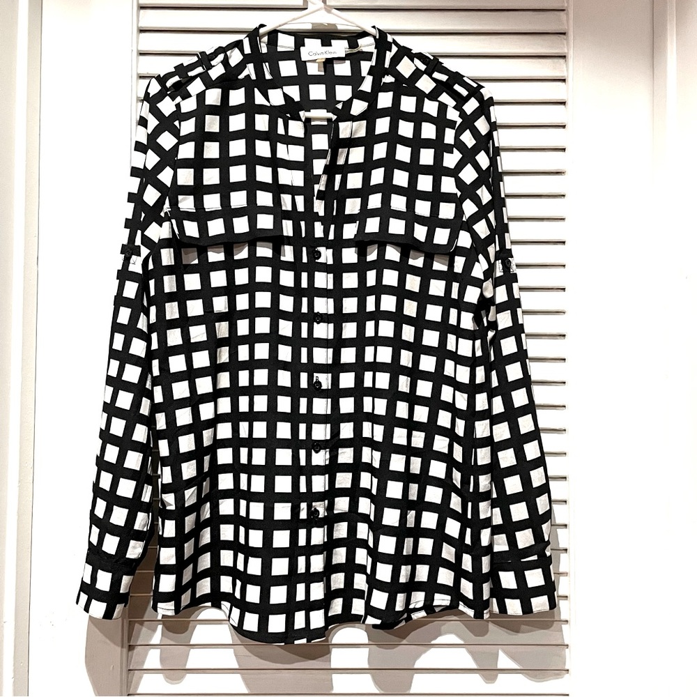 CALVIN KLEIN Black And White Checkered Top